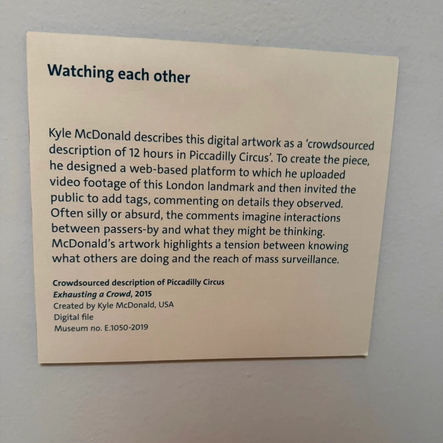 arte interattiva: exhausting a crowd